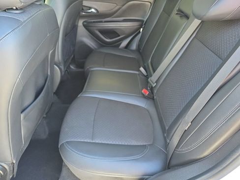Used 2019 Buick Encore Preferred AWD/4WD image 21