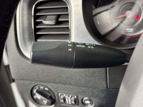 Used 2018 Dodge Charger R/T RWD image 21