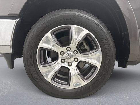 Used 2022 RAM 1500 Laramie AWD/4WD image 23