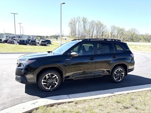 New 2026 Subaru Forester Limited w/ Limited Hybrid Package AWD/4WD image 6