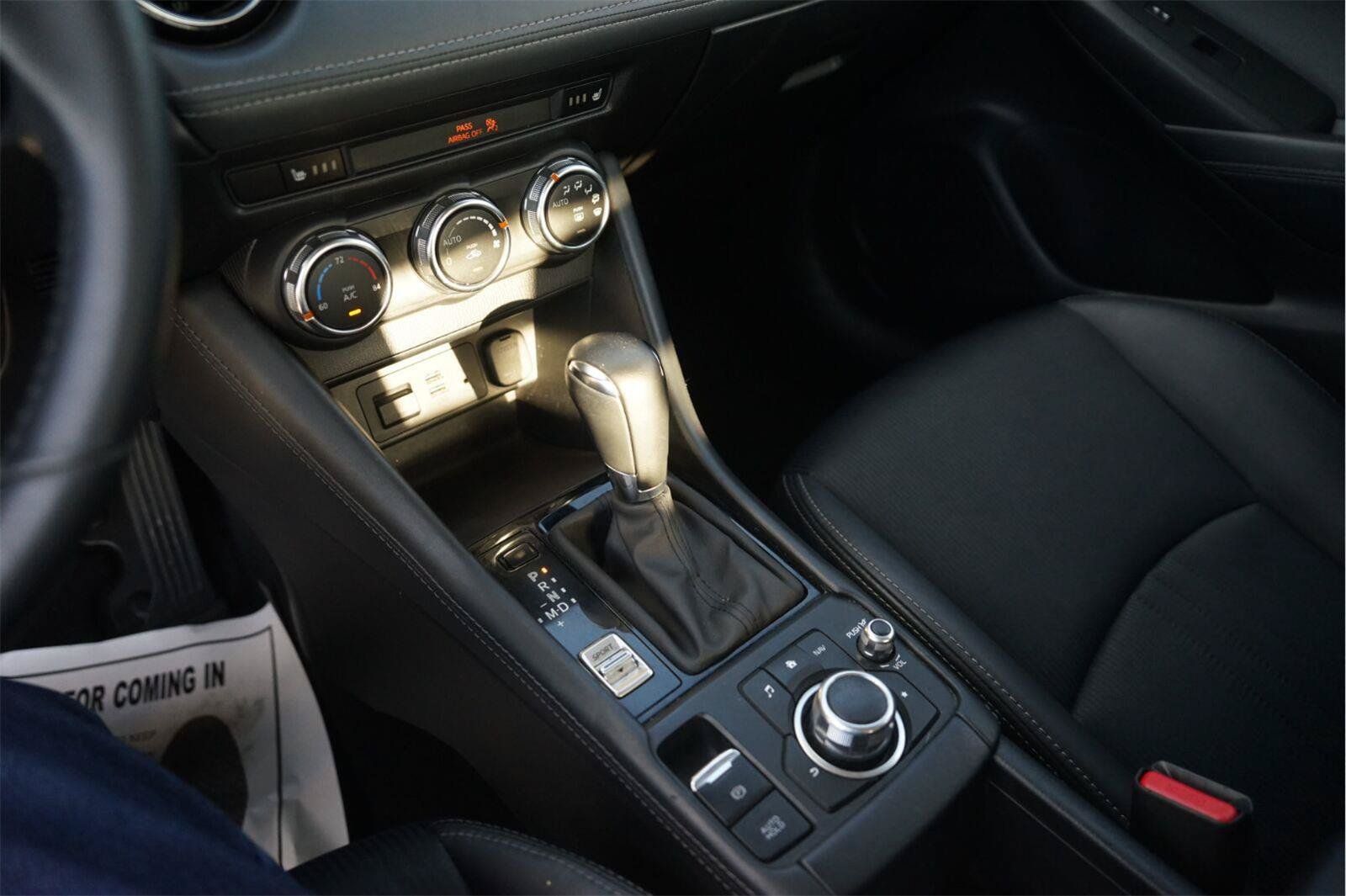 Used 2019 MAZDA CX-3 Touring FWD image 28