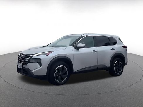 Used 2025 Nissan Rogue SV AWD/4WD image 8