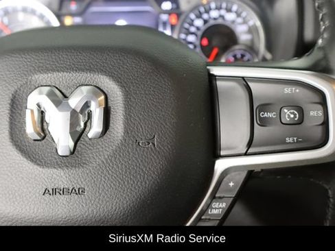 Used 2022 RAM 1500 Big Horn AWD/4WD image 9