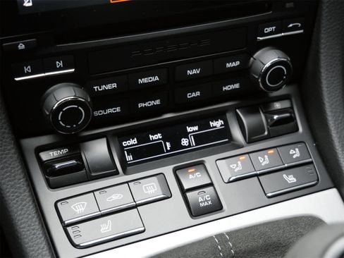 Used 2021 Porsche 718 Cayman GT4 image 13