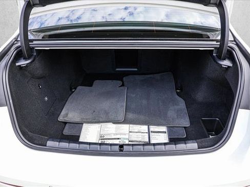 Certified 2024 BMW i7 eDrive50 RWD image 25