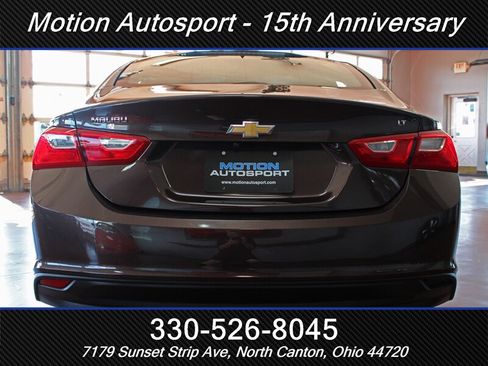 Used 2016 Chevrolet Malibu LT FWD image 6