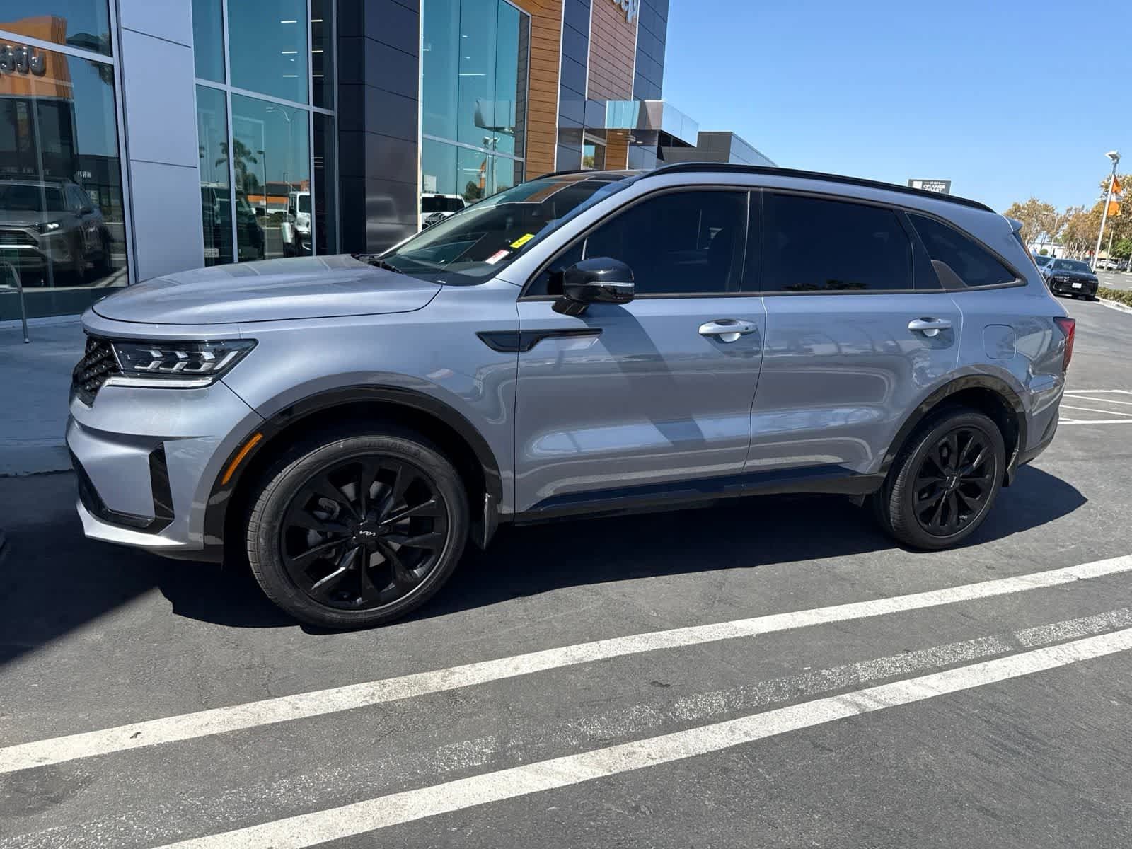Used 2023 Kia Sorento SX AWD/4WD image 16