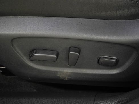 Used 2020 Nissan Rogue SL w/ Premium Package FWD image 24