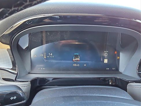 New 2026 Lincoln Corsair Premiere image 18