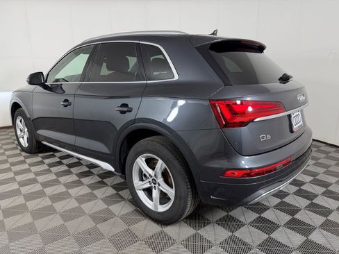 Used 2023 Audi Q5 2.0T Premium w/ Convenience Package AWD/4WD image 3