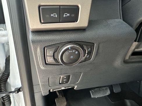 Used 2022 Ford F250 Lariat w/ Chrome Package AWD/4WD image 29