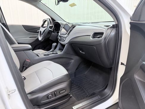 Used 2018 Chevrolet Equinox Premier AWD/4WD image 39