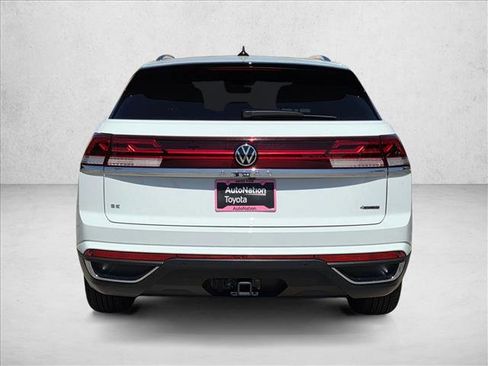 Used 2024 Volkswagen Atlas Cross Sport SE w/ Panoramic Sunroof Package AWD/4WD image 7