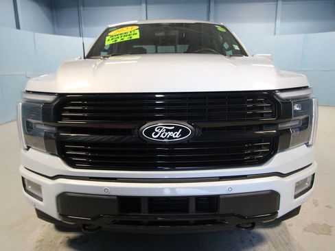 Used 2025 Ford F150 Platinum image 30