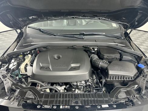 Used 2016 Volvo S60 T6 image 42