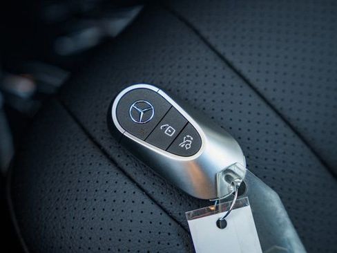 New 2026 Mercedes-Benz E 350 4MATIC Sedan image 45