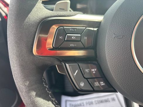 Used 2021 Ford Mustang Shelby GT500 w/ Technology Package RWD image 21