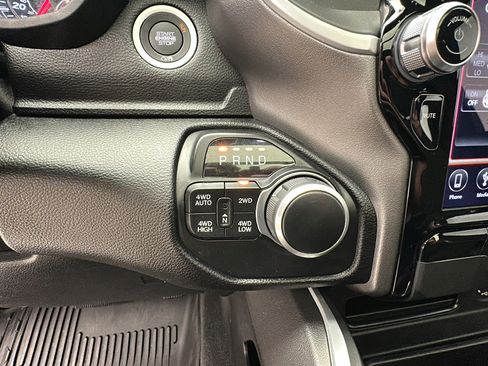 Used 2020 RAM 1500 Big Horn AWD/4WD image 25