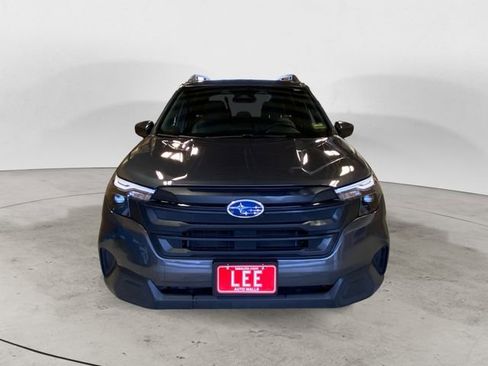 Used 2025 Subaru Forester image 8