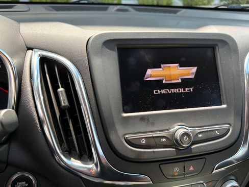 Certified 2024 Chevrolet Equinox LT AWD/4WD image 10