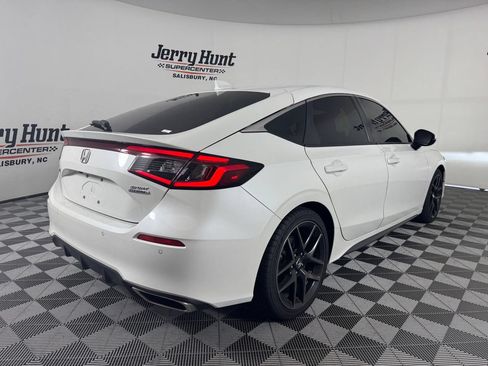 Used 2023 Honda Civic Sport Touring image 7