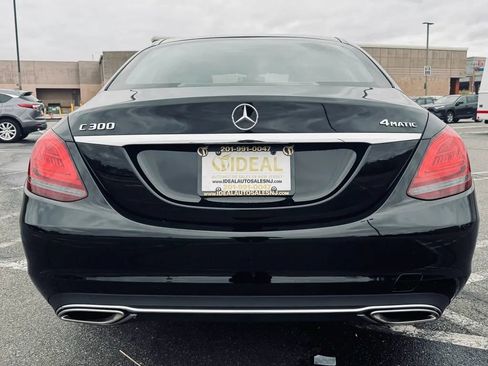 Used 2021 Mercedes-Benz C 300 4MATIC Sedan image 5