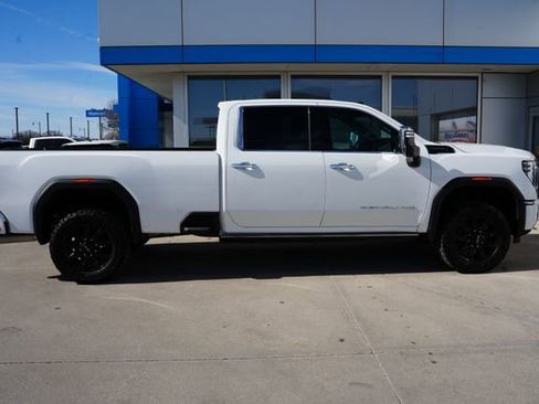 Used 2024 GMC Sierra 3500 Denali Ultimate image 35