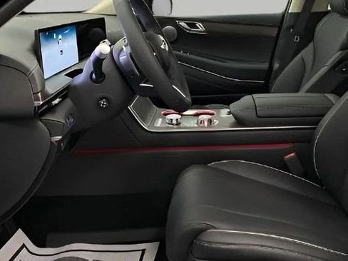 New 2026 Genesis GV80 3.5T Advanced AWD/4WD image 16