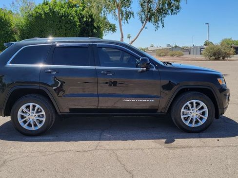 Used 2015 Jeep Grand Cherokee Laredo w/ Quick Order Package 23E AWD/4WD image 10