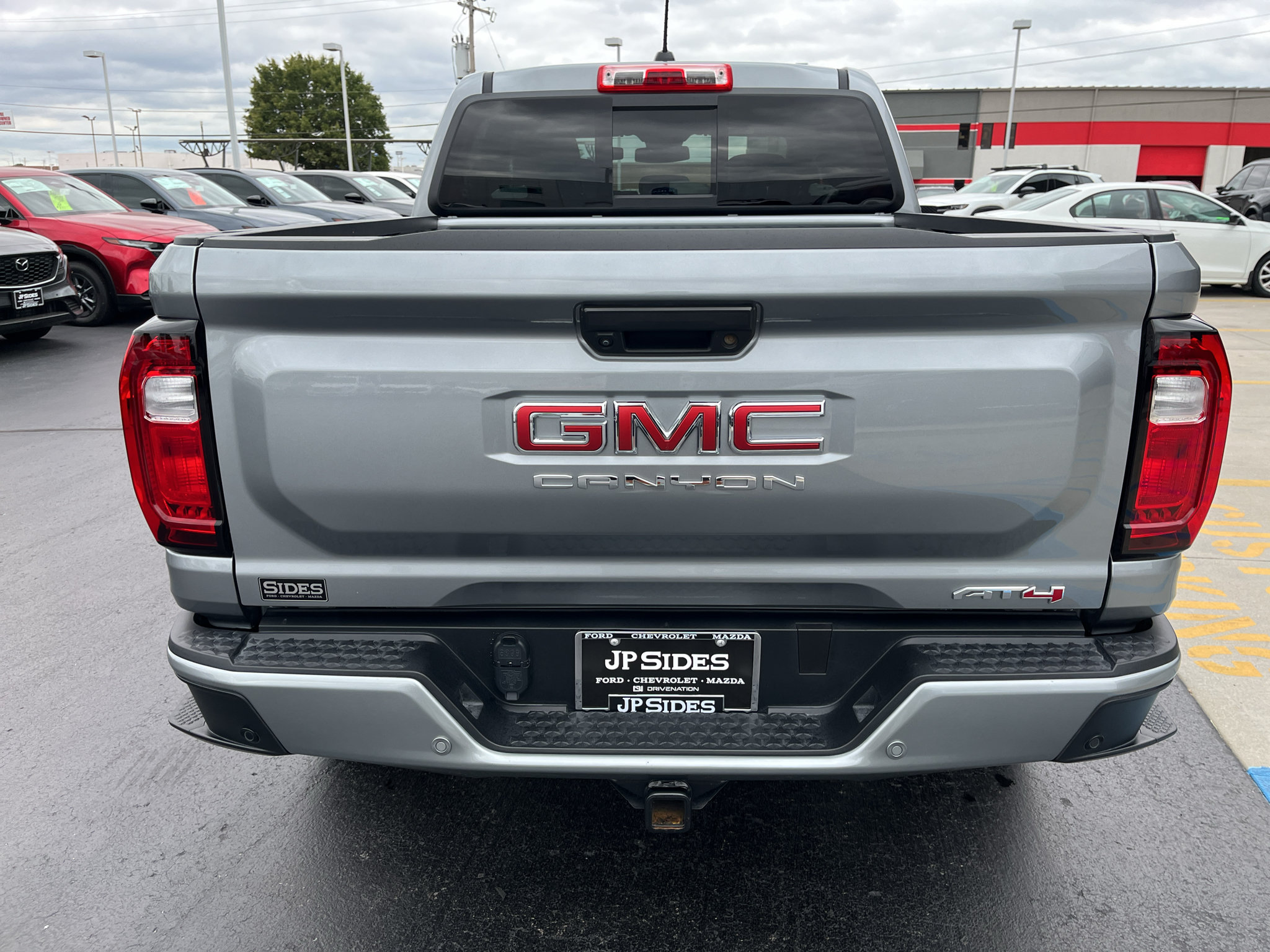 Used 2025 GMC Canyon AT4 AWD/4WD image 10