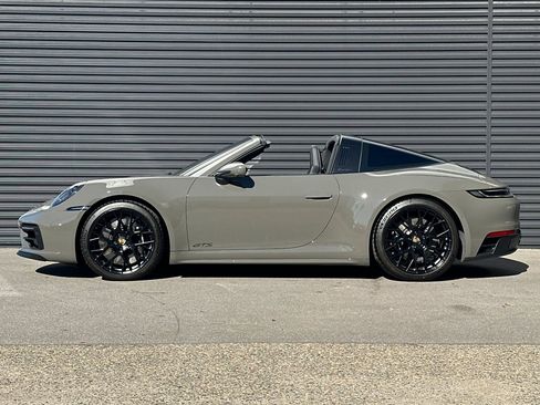 Used 2023 Porsche 911 Targa 4 GTS image 2