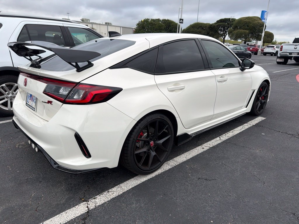 Used 2025 Honda Civic Type R image 4