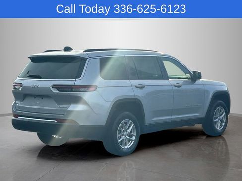 New 2026 Jeep Grand Cherokee L Laredo AWD/4WD image 5