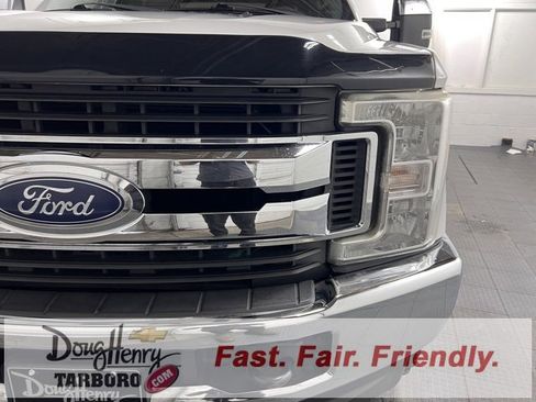 Used 2017 Ford F250 XLT image 14