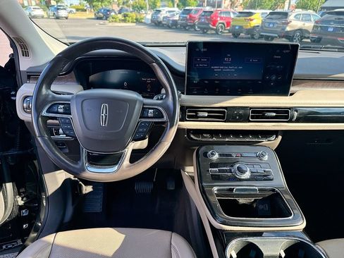 Certified 2023 Lincoln Nautilus Reserve w/ Monochromatic Package AWD/4WD image 19