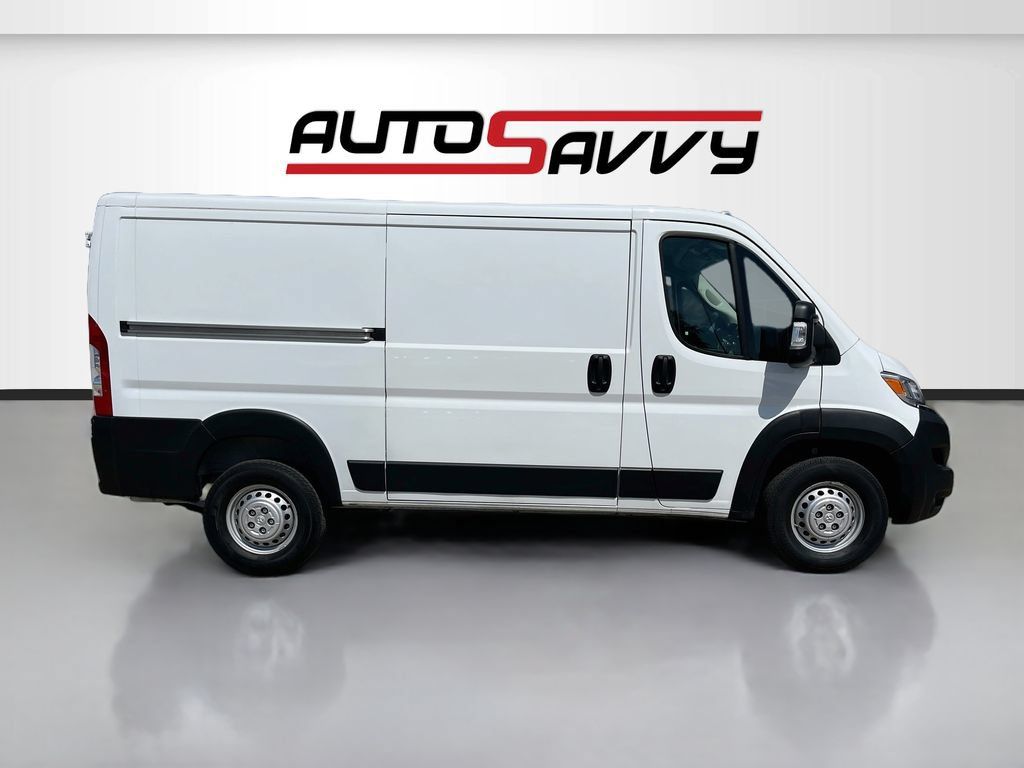 Used 2025 RAM ProMaster 1500 FWD image 8