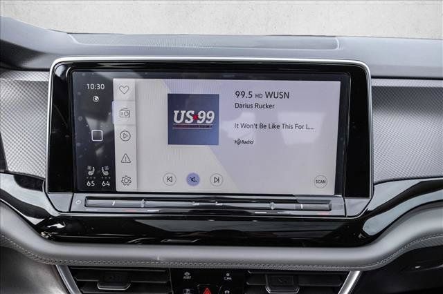 Used 2024 Volkswagen Atlas Peak Edition SEL AWD/4WD image 16