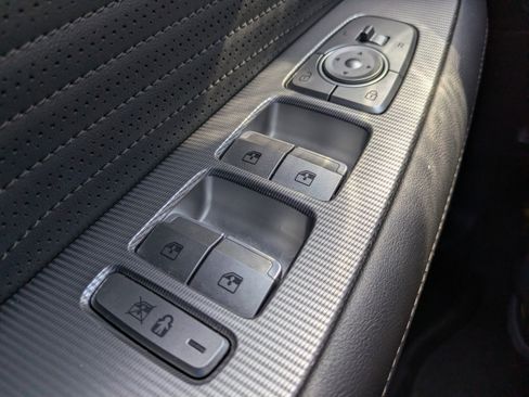 Used 2023 Hyundai Palisade Calligraphy image 22