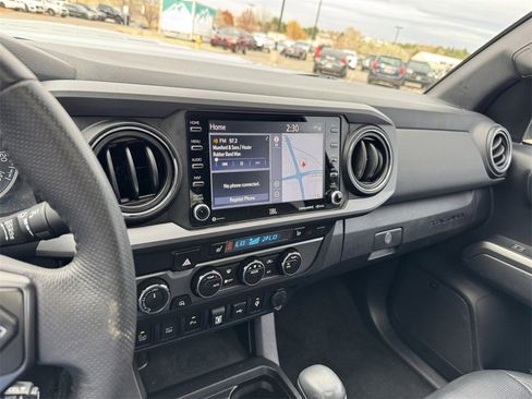 Used 2021 Toyota Tacoma TRD Sport w/ TRD Premium Sport Package image 21