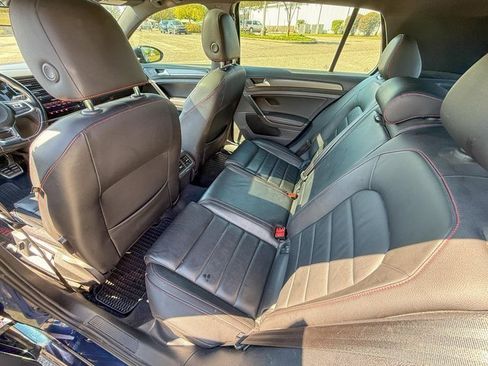 Used 2018 Volkswagen GTI SE w/ SE Leather Package image 19