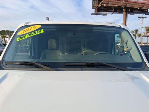 Used 2019 Nissan NV 1500 S image 28