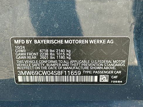 New 2025 BMW 330i Sedan w/ Premium Package image 29