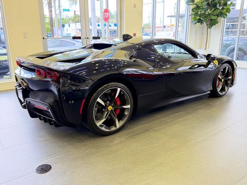 Used 2023 Ferrari SF90 Stradale image 13