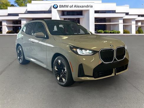 New 2026 BMW X3 xDrive30i w/ Premium Package AWD/4WD image 3
