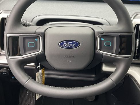 New 2025 Ford Expedition Max Active image 15