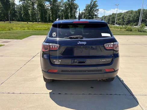Used 2019 Jeep Compass Limited AWD/4WD image 5