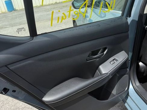 Used 2025 Nissan Sentra SV w/ All-Weather Package FWD image 13