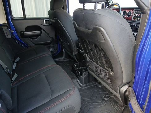 Used 2019 Jeep Wrangler Unlimited Rubicon image 42