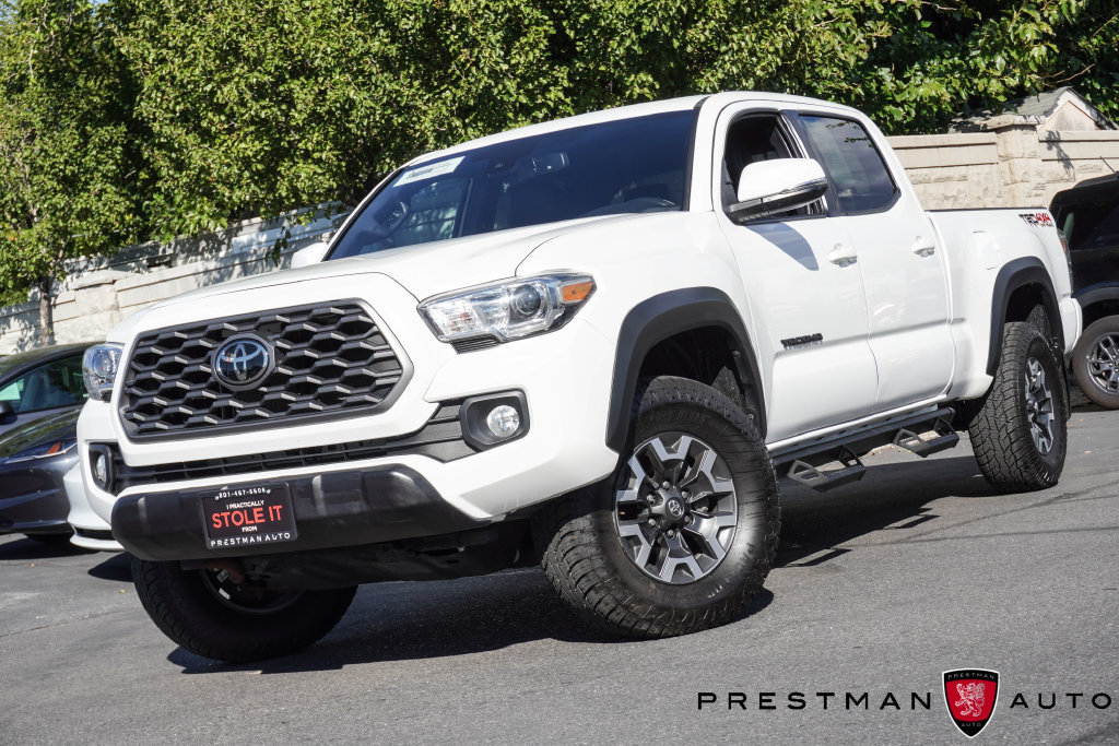 Used 2021 Toyota Tacoma TRD Off-Road w/ TRD Premium Off Road Package AWD/4WD image 19