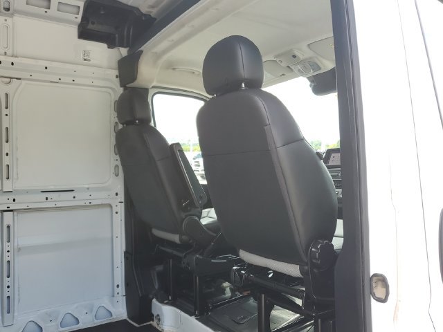 Used 2025 RAM ProMaster 2500 w/ Convenience Group FWD image 11